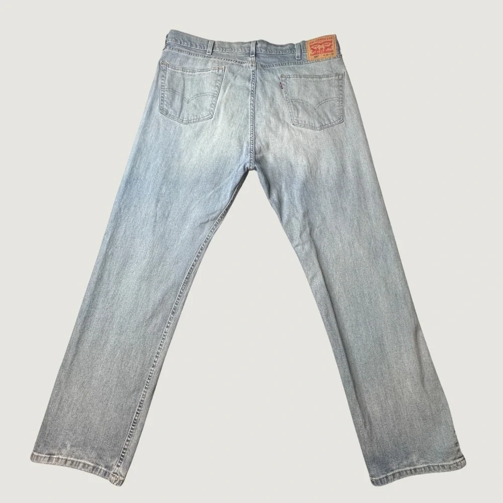 Levi's 505 Jeans Mens 42x32 Regular Fit Light Wash Blue Straight Leg Stretch